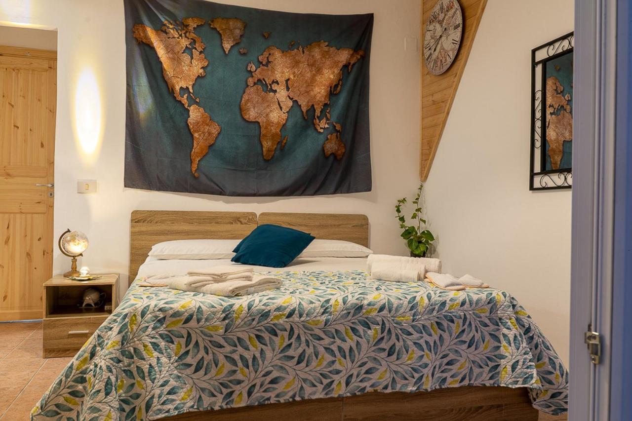 Casa Lachesi Caccamo ภายนอก รูปภาพ